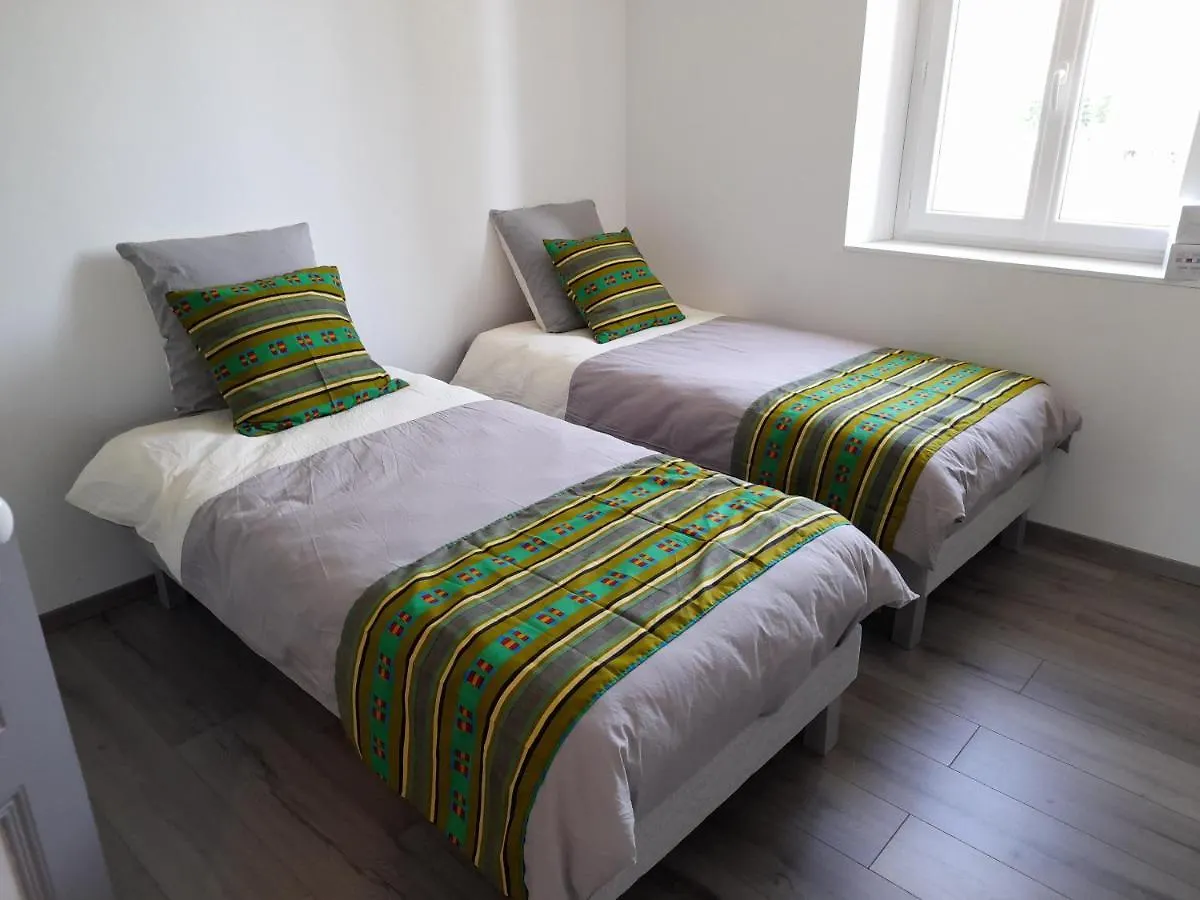 A Kwaba Ad Apartment Brens
